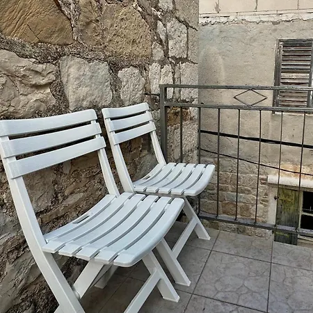 Kastel